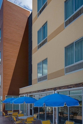 Gallery - Fairfield Inn & Suites Dallas West I-30