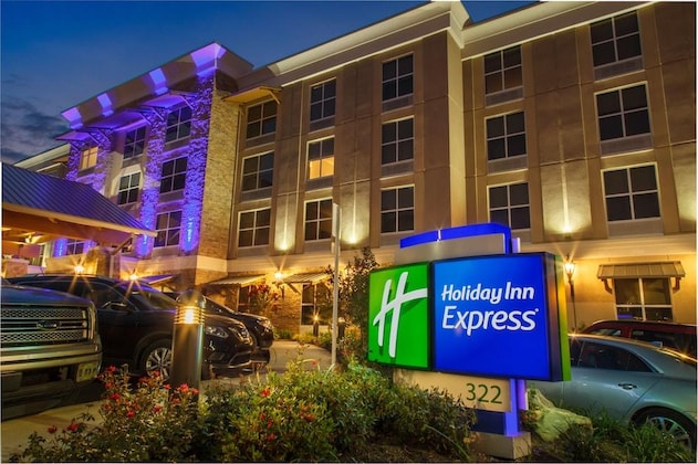 Gallery - Holiday Inn Express Gatlinburg Downtown, An Ihg Hotel