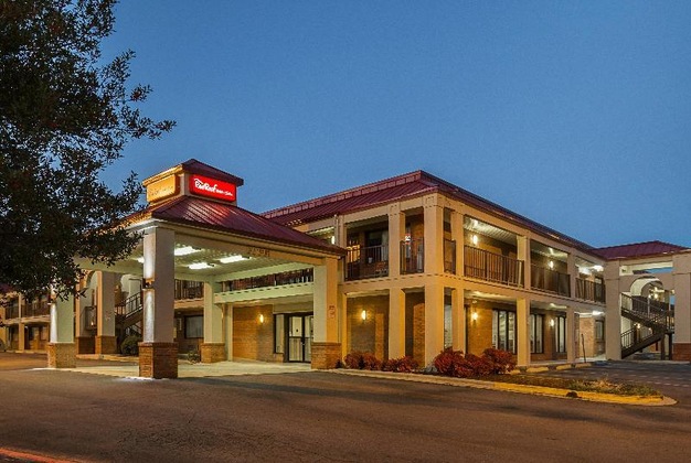 Gallery - Red Roof Inn & Suites Scottsboro