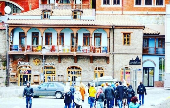 Gallery - Tiflis Metekhi Hotel