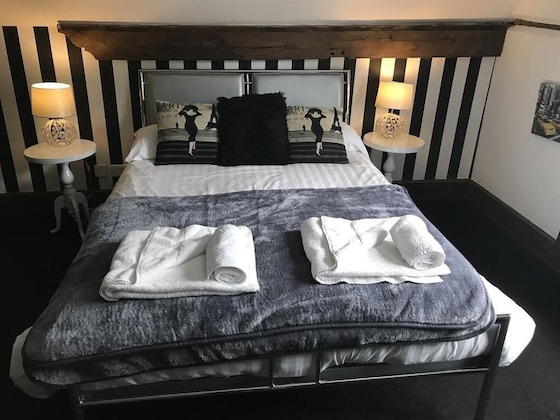 Gallery - The Swan Hotel Smoke & Taphouse