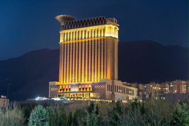 Gallery - Espinas Palace Hotel