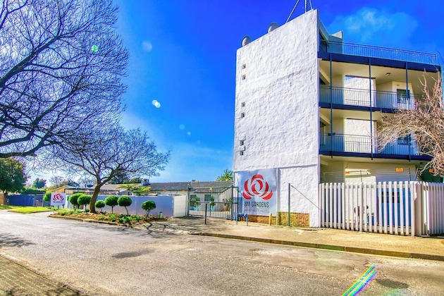 Gallery - Bm Gardens Apartment Hotel