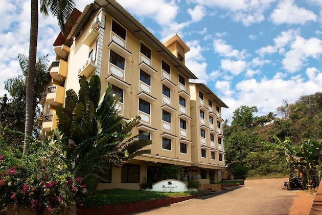 Gallery - Rendezvous Beach Resort