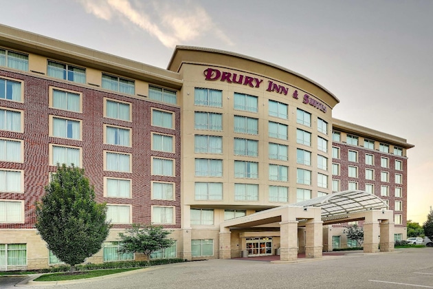 Gallery - Drury Inn & Suites Grand Rapids