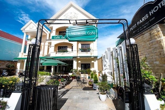 Gallery - Le Petit Paris Hotel Dalat