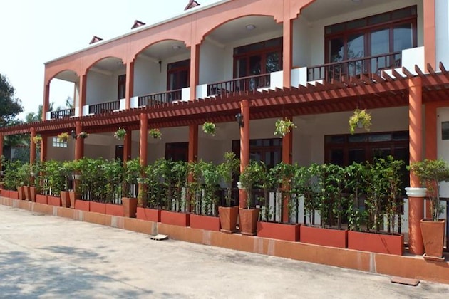 Gallery - Palm Beach Resort