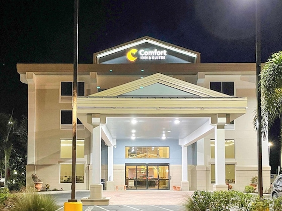 Gallery - Comfort Inn & Suites Sarasota I75