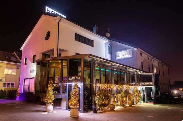 Gallery - Royal Airport Hotel