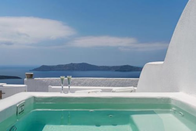 Gallery - Aura Suites