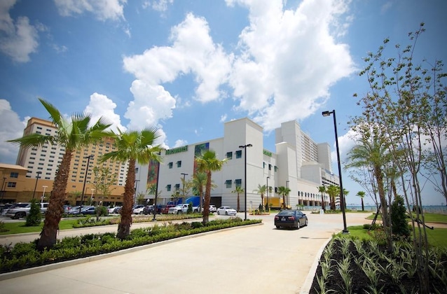 Gallery - Margaritaville Resort Biloxi
