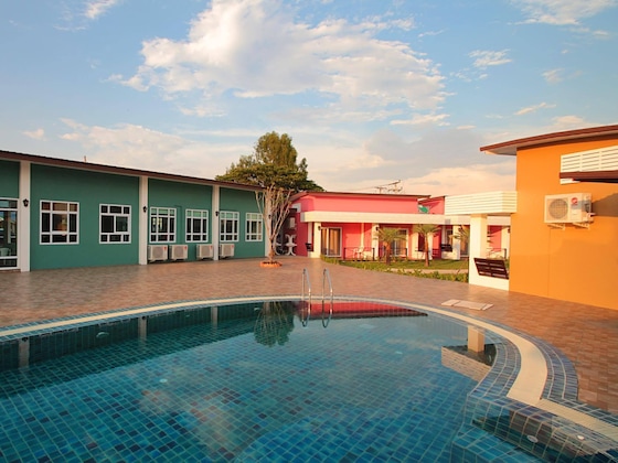 Gallery - Uthong Garden Resort