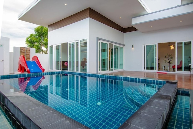 Gallery - Casa Unifamiliar 7 Habitaciones 3 Baños, Hin Lek Fai