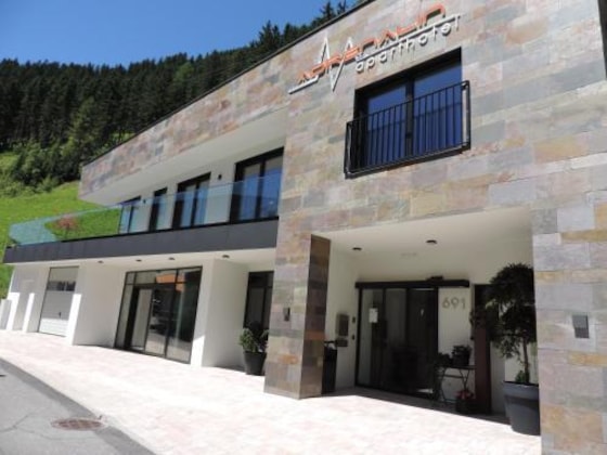 Gallery - Aparthotel Adrenalin