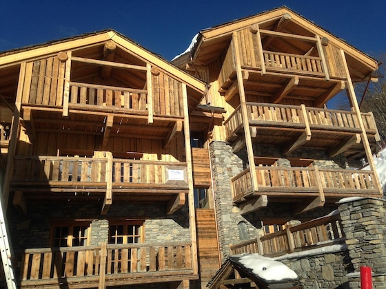 Gallery - Black Diamond Sainte Foy Chalets