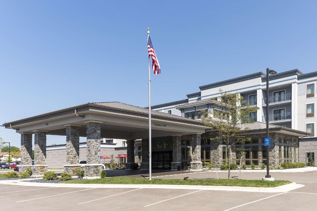 Gallery - Hilton Garden Inn Grand Rapids Airport