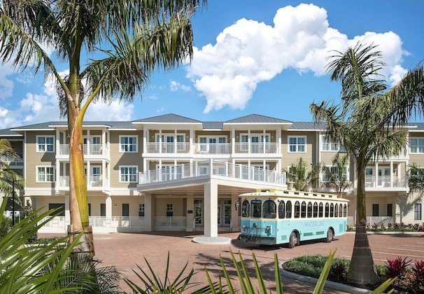 Gallery - Waterline Villas & Marina, Autograph Collection