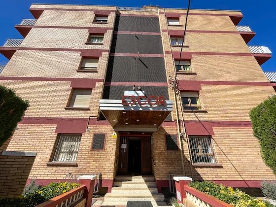 Gallery - Escor 3000 Apartment