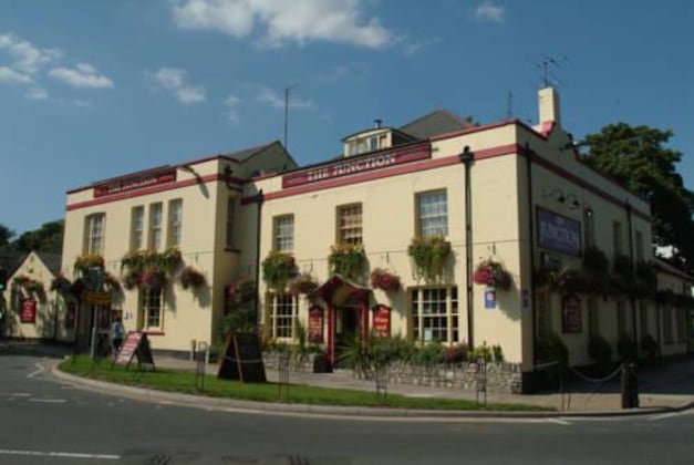 Gallery - The Junction Hotel
