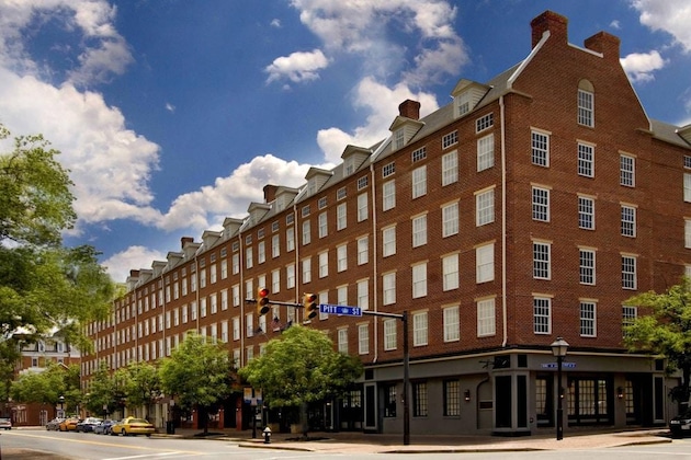 Gallery - The Alexandrian Old Town Alexandria, Autograph Collection