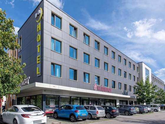 Gallery - B&B Hotel München-Olympiapark