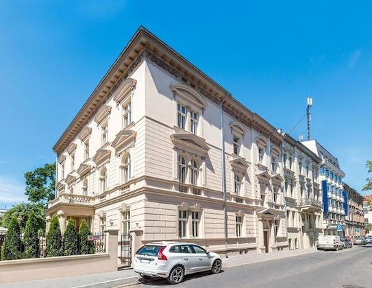 Gallery - Dream Garden Palace