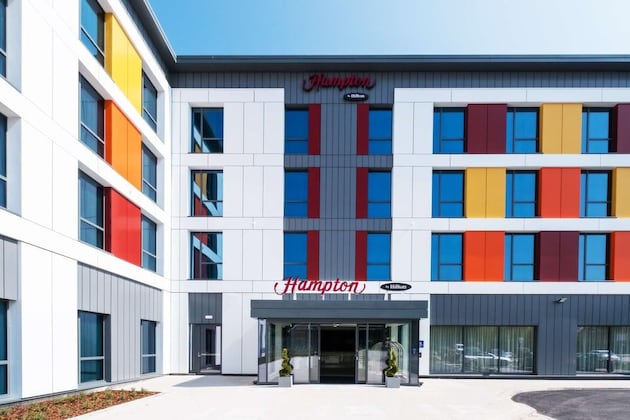 Gallery - Hampton by Hilton Aberdeen Westhill