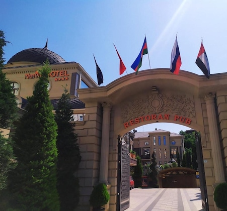 Gallery - Manor Hotel