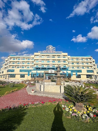 Gallery - The Guard Hotel