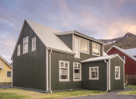 Gallery - Dúlluhús - Apartments By Aldan