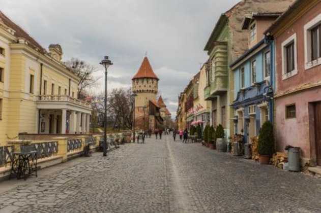 Gallery - History Apartment Str Cetatii
