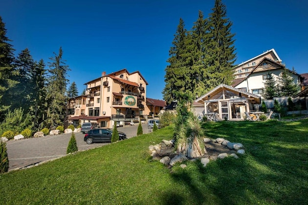 Gallery - Eden Grand Resort