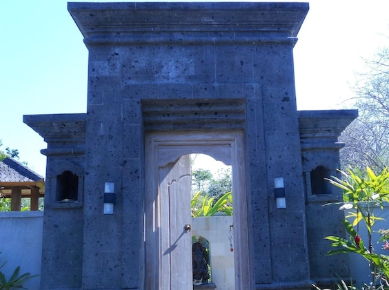 Gallery - Avisara Villa
