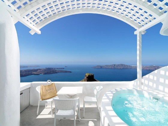 Gallery - Andronikos Santorini