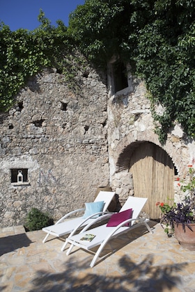 Gallery - White Jasmine Cottage