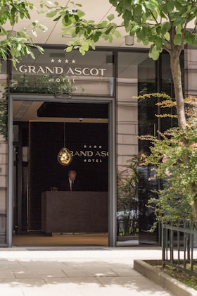 Gallery - Grand Ascot Hotel