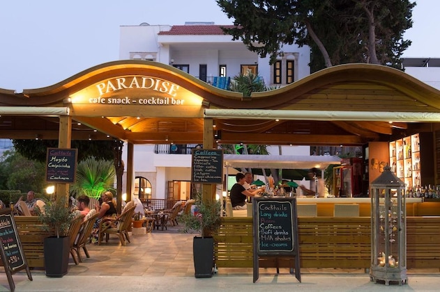 Gallery - Paradise Hotel-Apartments
