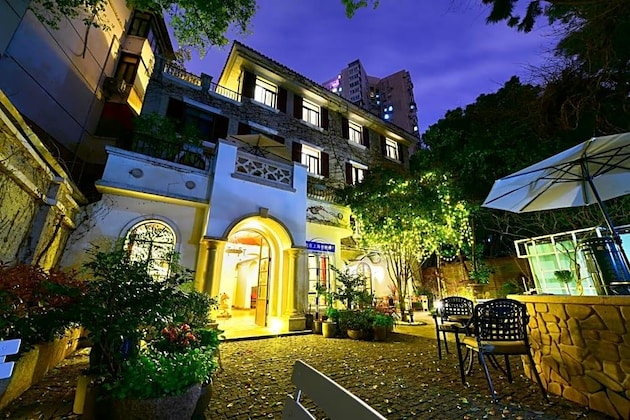 Gallery - Suhe Garden Villa Hotel