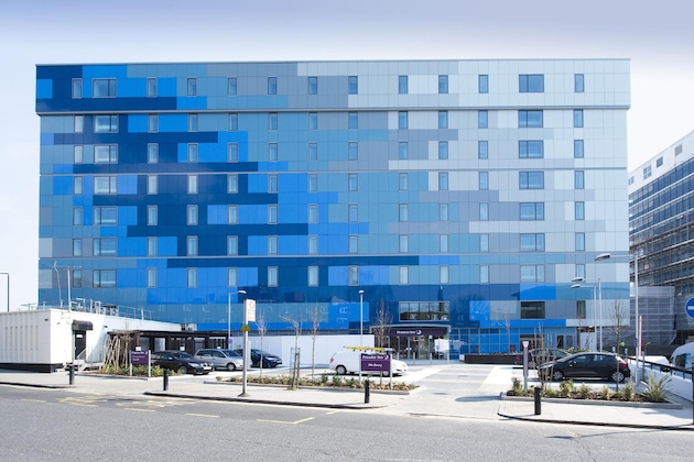 Gallery - Premier Inn London Archway