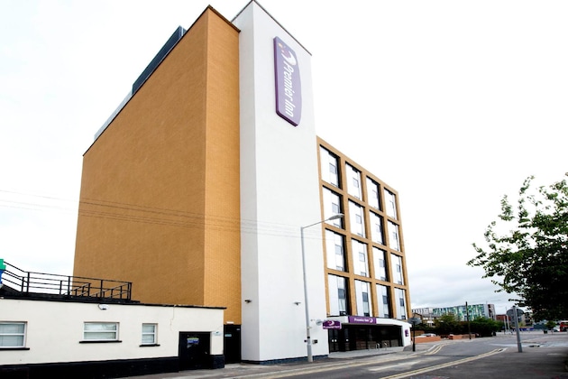Gallery - Premier Inn London Tottenham Hale