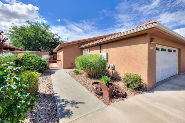 Gallery - Cottonwoods 401
