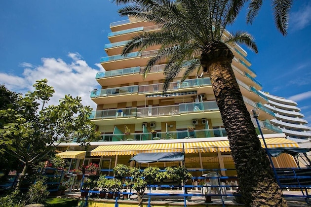 Gallery - Hotel Antares
