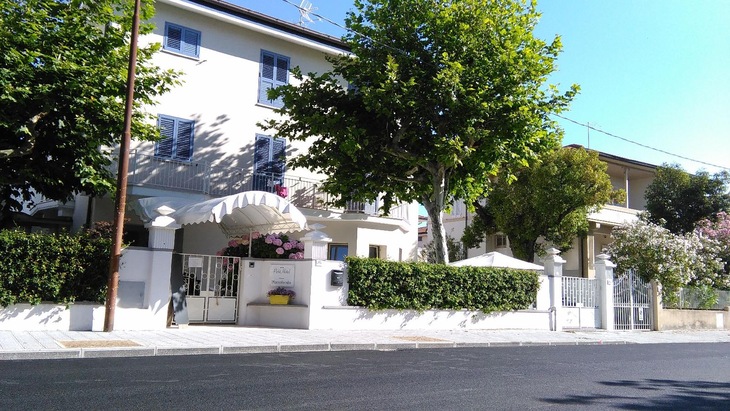Gallery - Petit Hotel
