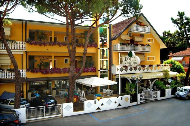 Gallery - Family Hotel Pinetina Mare