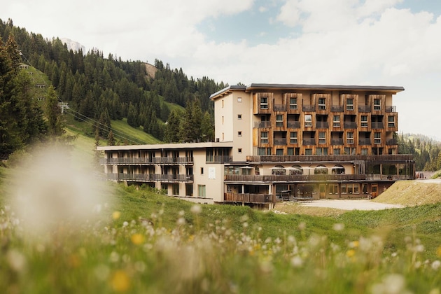 Gallery - Sports And Nature Hotel Boè