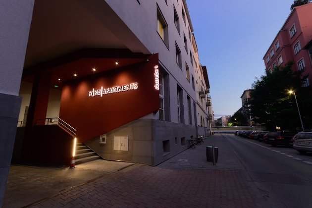 Gallery - Wine Apartments