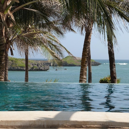 Gallery - Aquarius Club International Resort