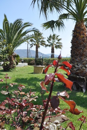 Gallery - Ariadnes Holiday Accommodation Ii