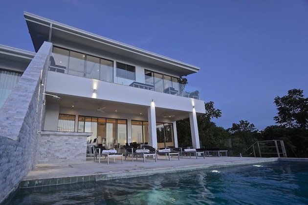 Gallery - Red Sky Beach View Villa