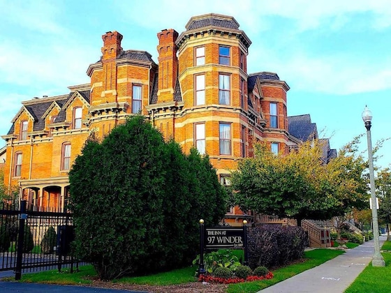 Gallery - The Inn At 97 Winder
